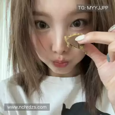 杜严谦